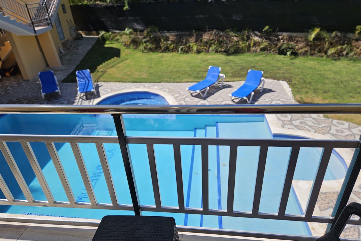 Lawn / Pool / Event space