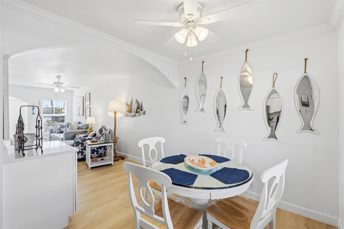 Dining table seats 4