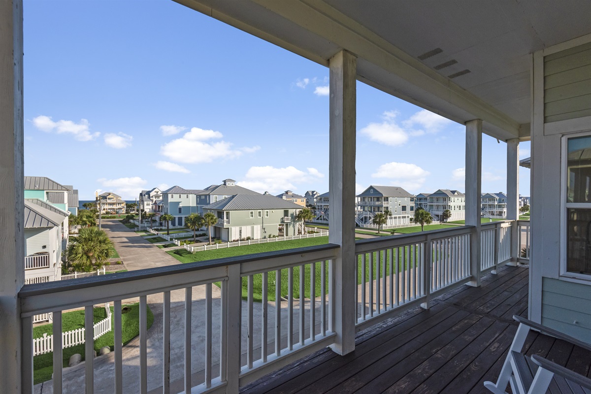 b13e32ca9ce34bb7932348ace3ab0ed8 Large | Beachhouse | Texas | TX | Vacation Homes | Galveston | Crystal Beach | Kokomo | Breezy Days | Beachfront Elegance | Sunrise Serenity | Southern Sands Property Management, LLC