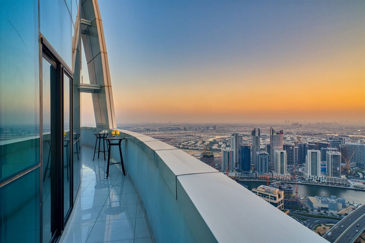 Scenic citiview from private balcony