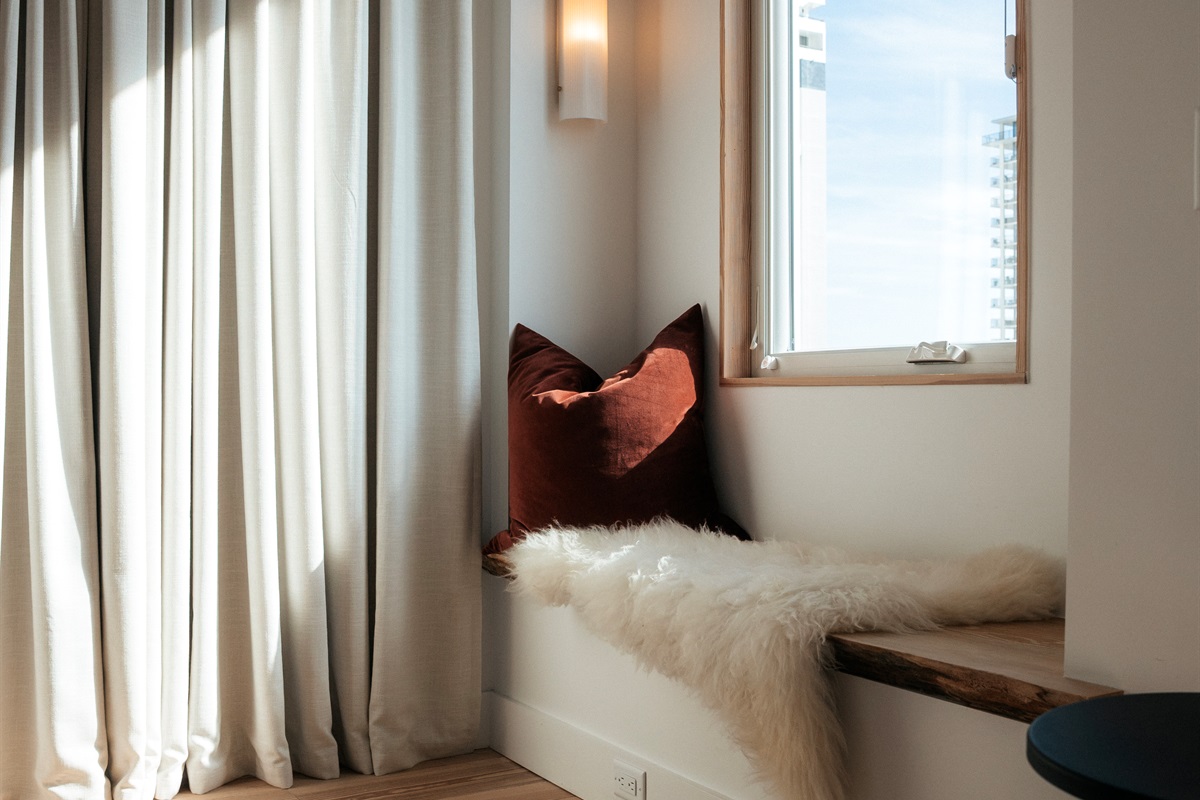 A quiet corner to recharge ✨ Cozy, calm, and full of natural light