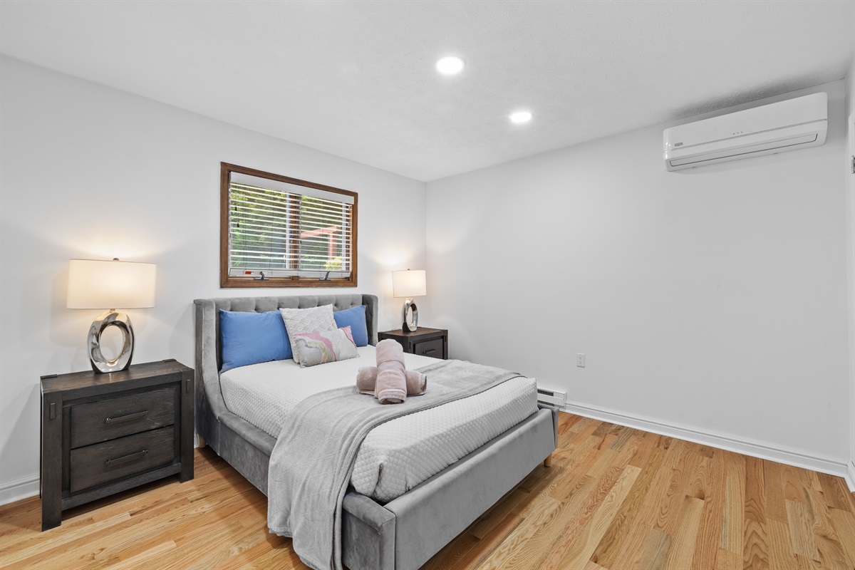 Bedroom 3 with full bed