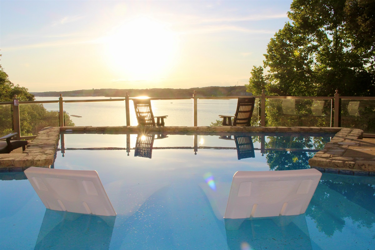 Enjoy magnificient sunset views of the lake from the pool.