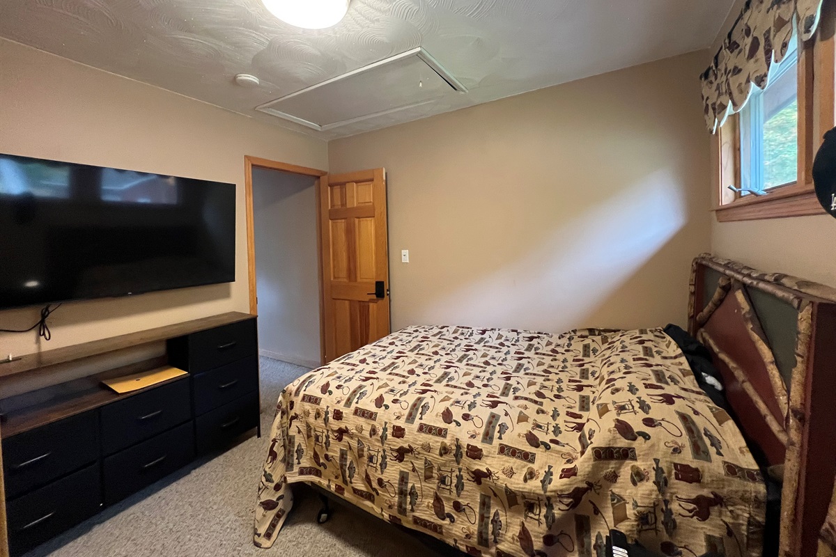 Separate guest room