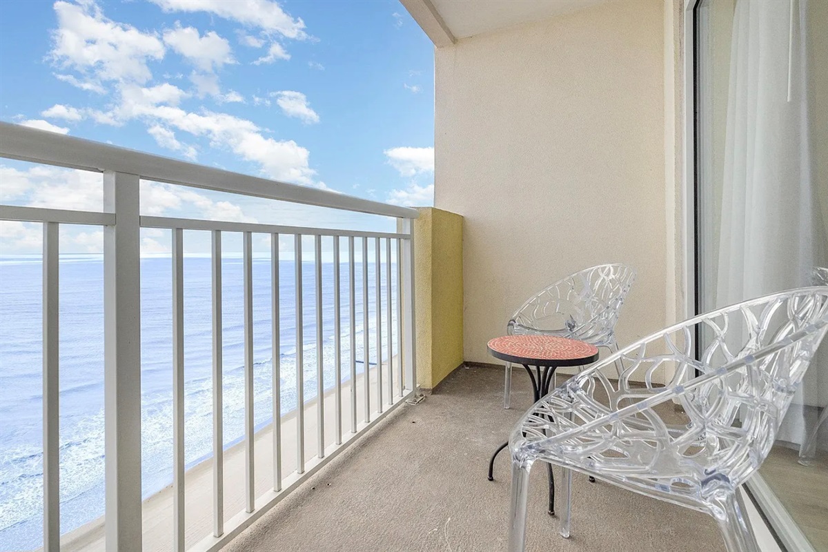 Amazing Oceanfront View from the balcony