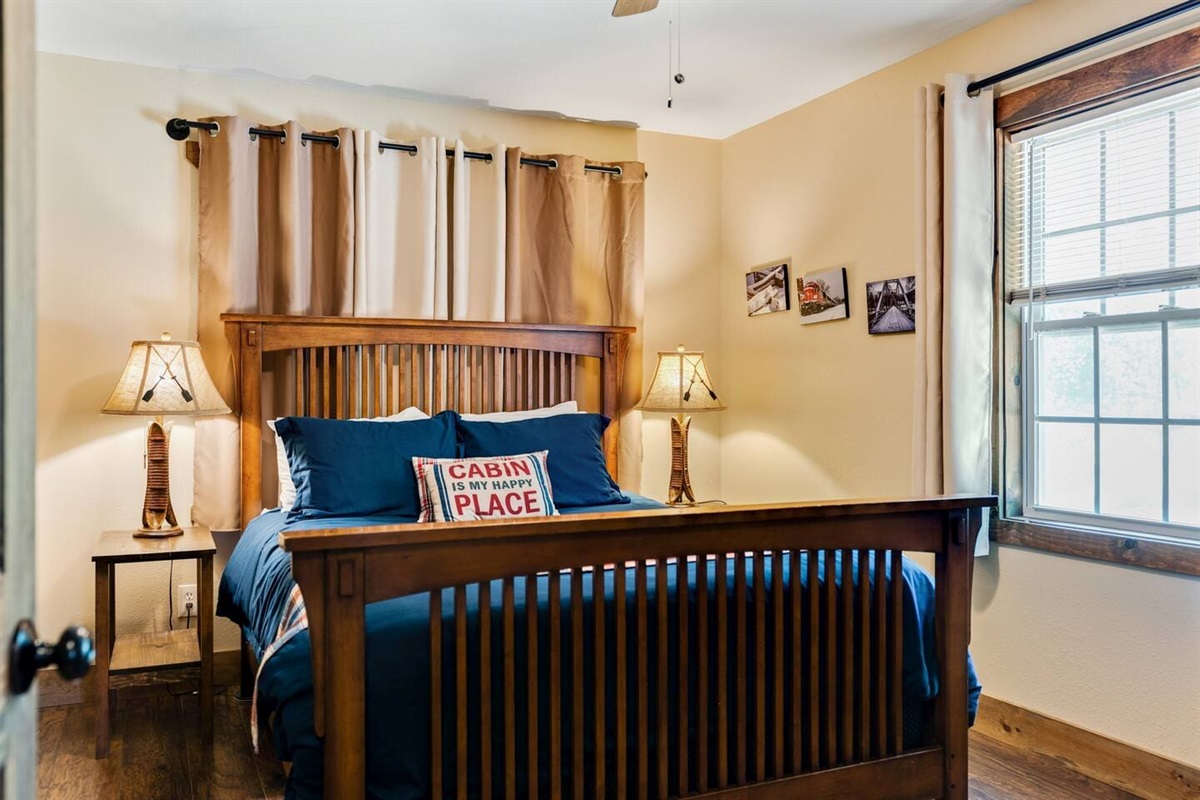 Front bedroom has blackout curtains