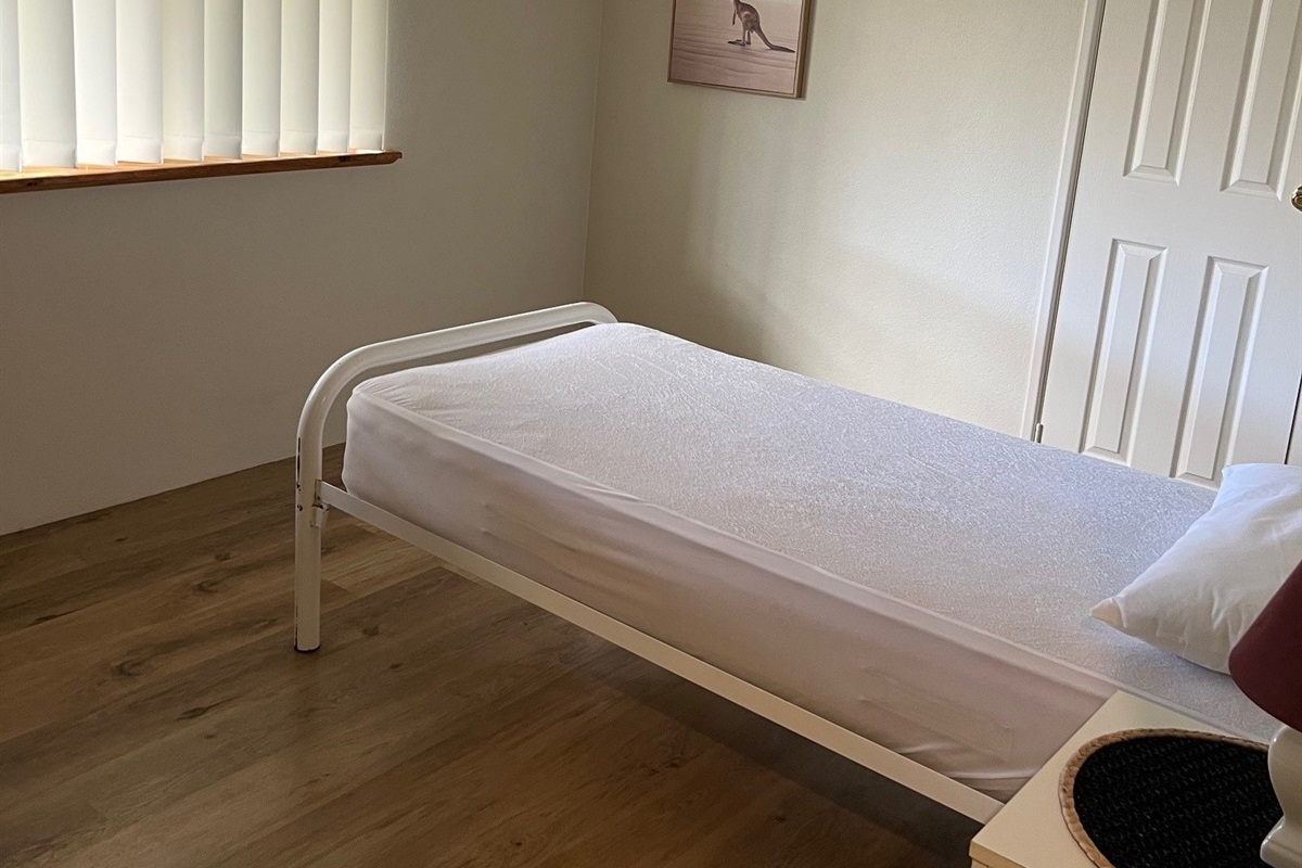 Bedroom 2 - Single Bed