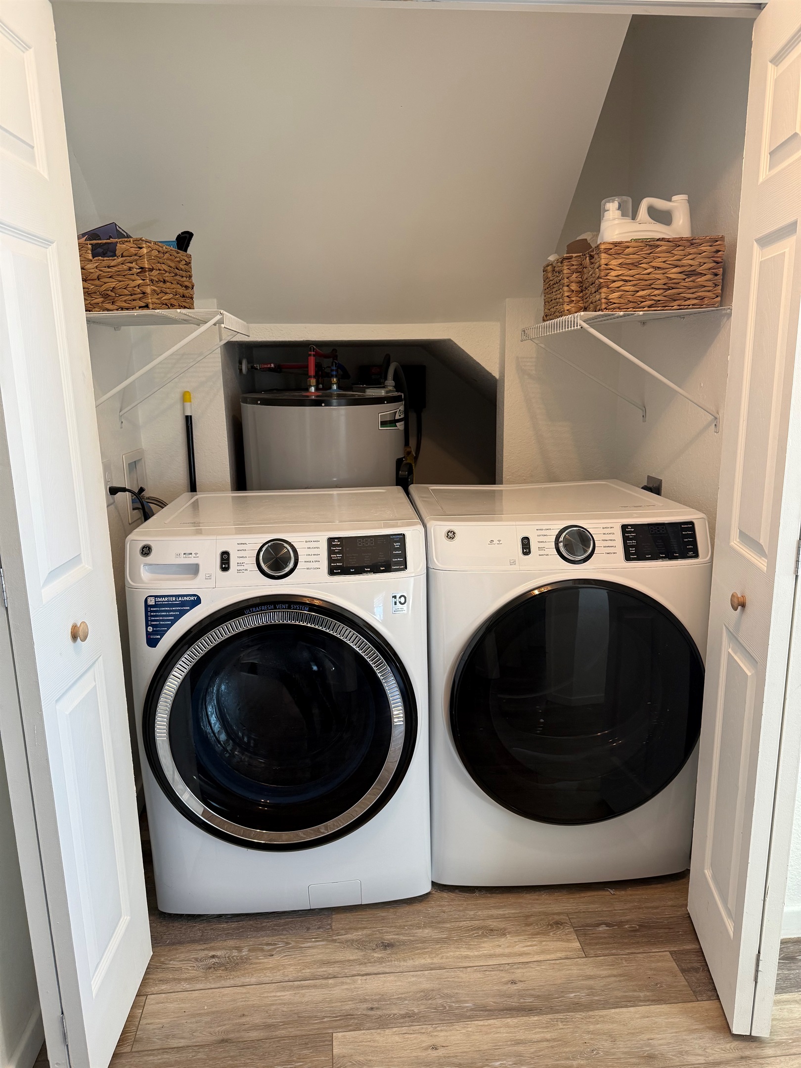 XL Washer & Dryer — ideal for families, groups, and multi-night stays.