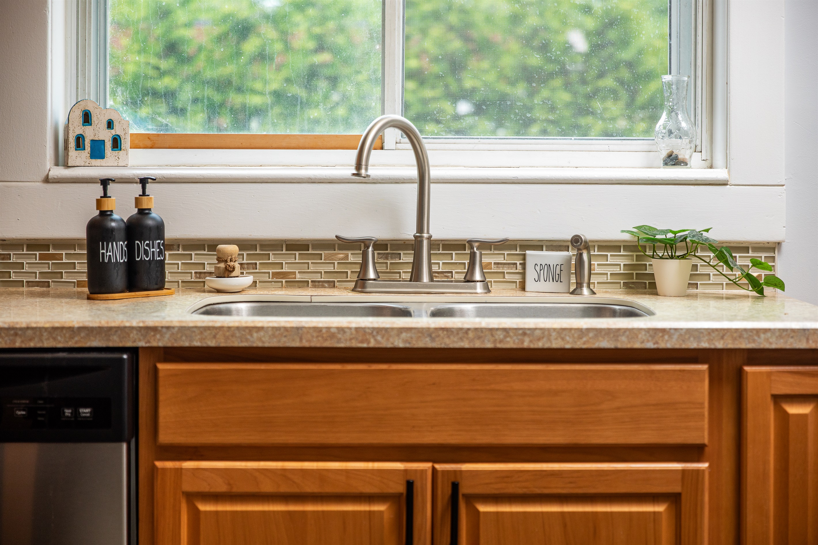 Prep family favorites or celebratory dinners with ease in a kitchen designed for real group cooking.