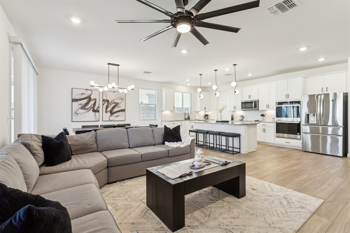 Running Deer Getaway | 3 Bed + Office • 2 Bath — Running Deer Getaway | 3 Bed + Office • 2 Bath, Surprise, Arizona — photo 5