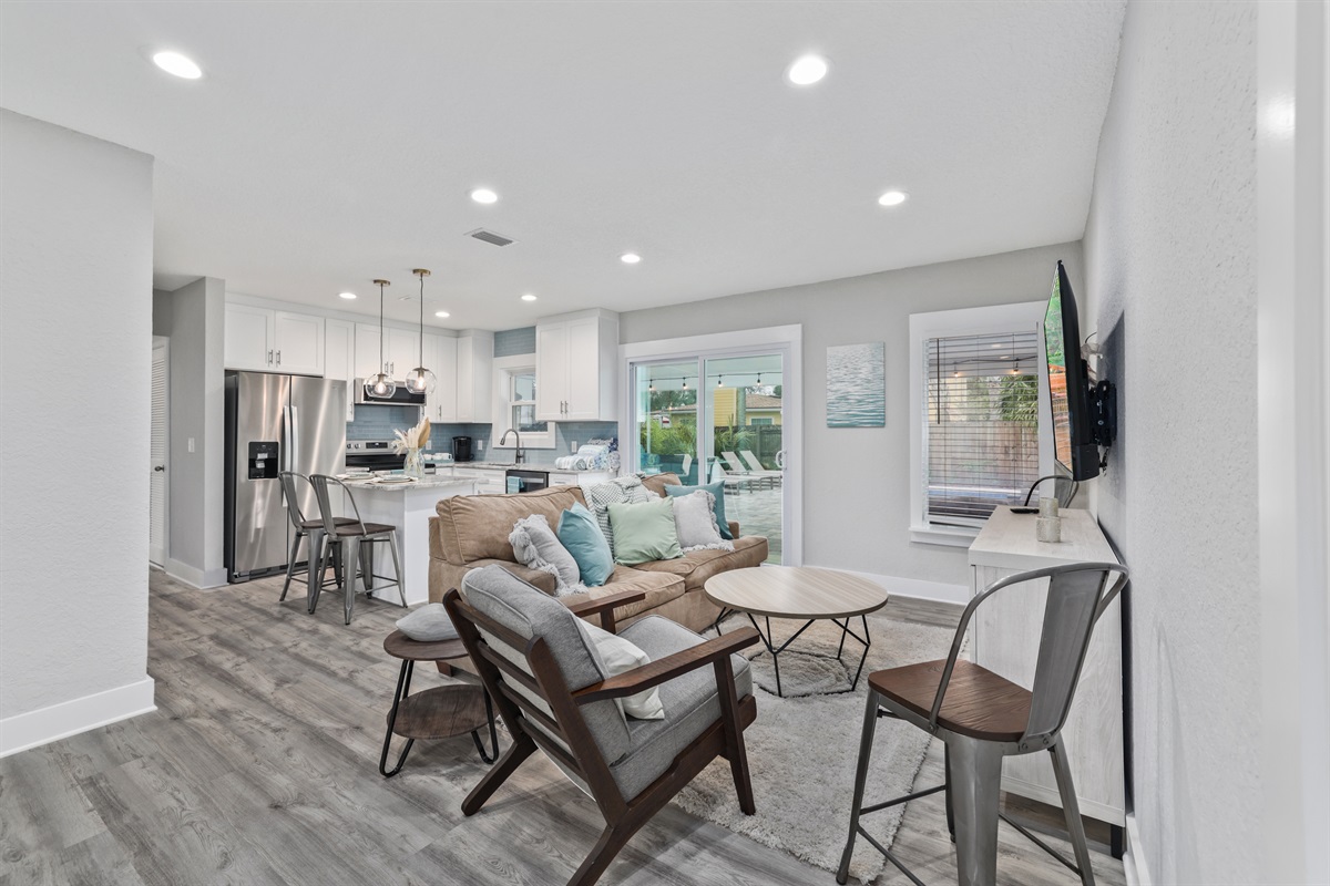 Open concept living, dining and kitchen