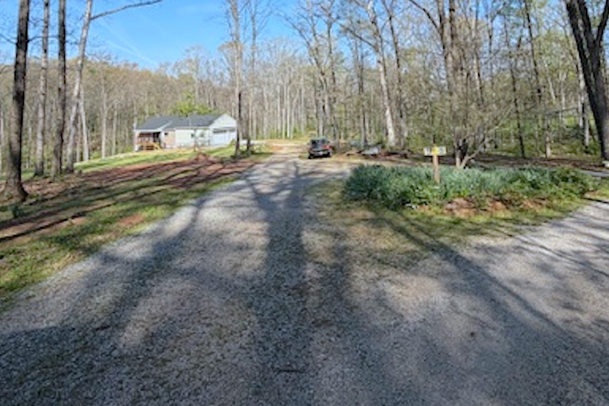 Driveway to house