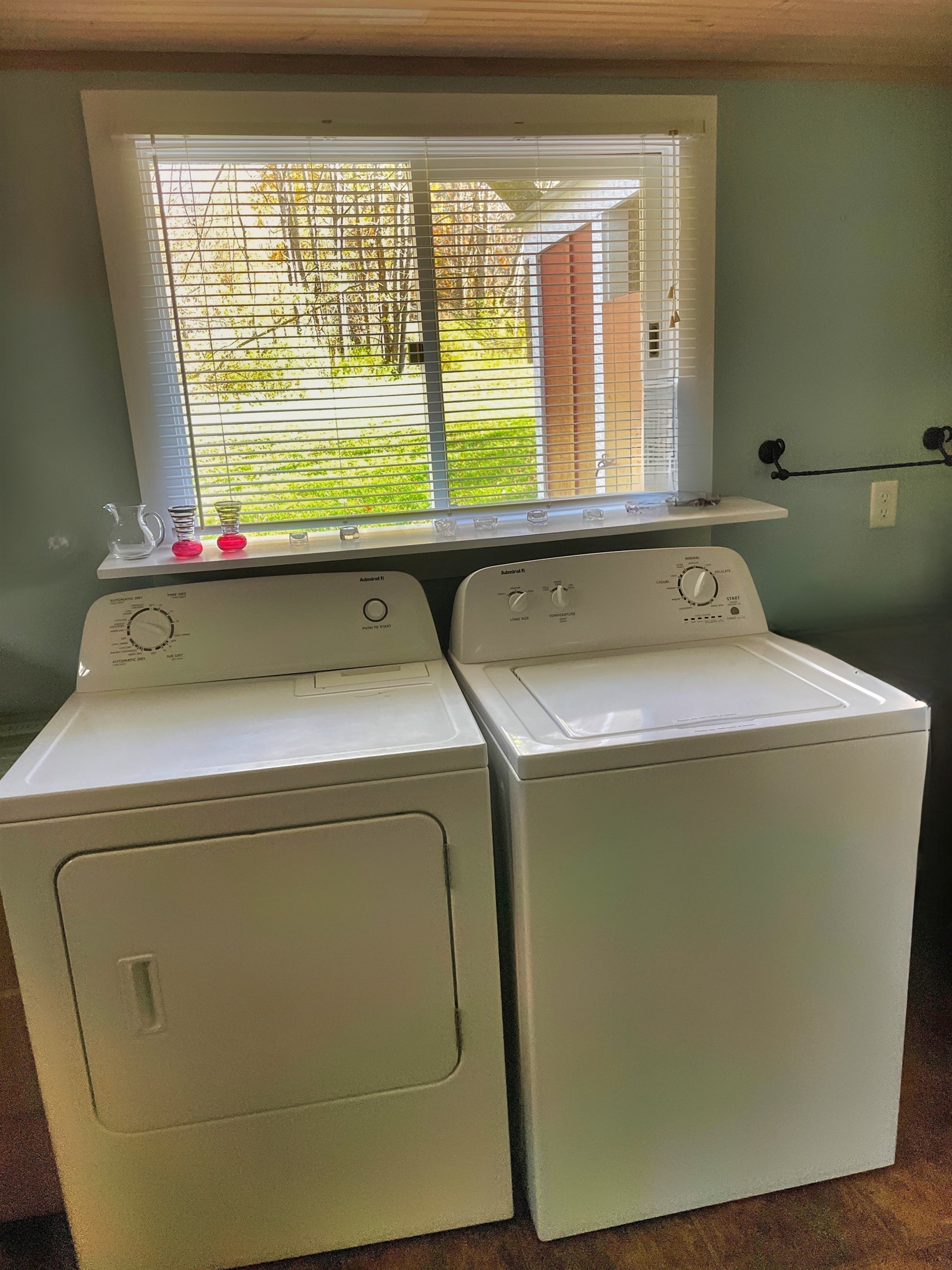 Private to Little Pines only laundry area.
