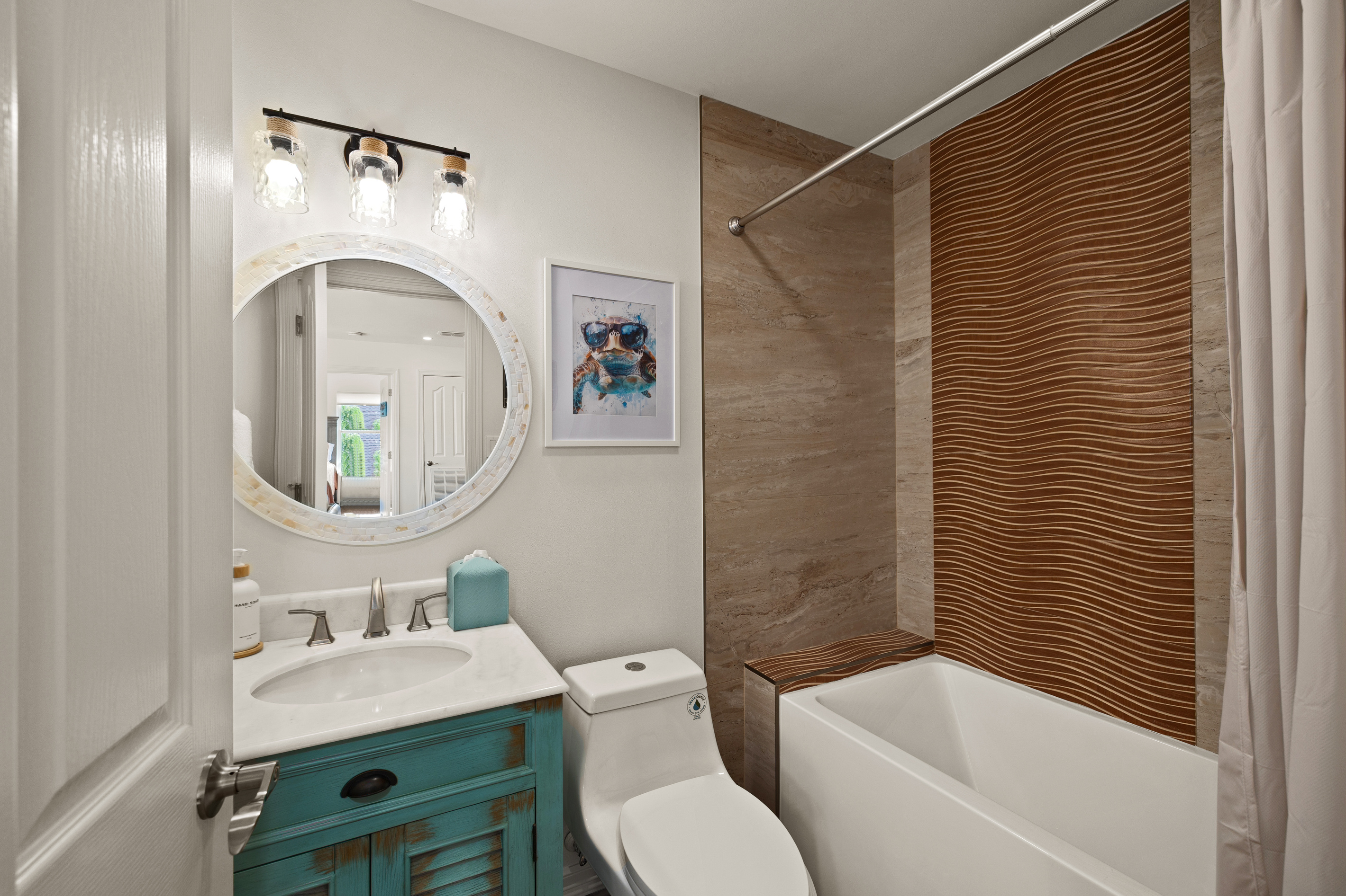 Turtle Bathroom / located upstairs off the living space / Full Bath with  tub and shower combo