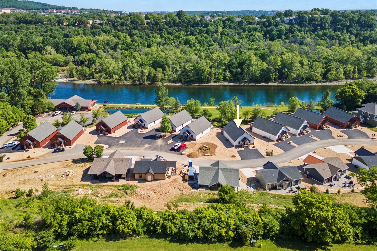 Right on Lake Taneycomo!