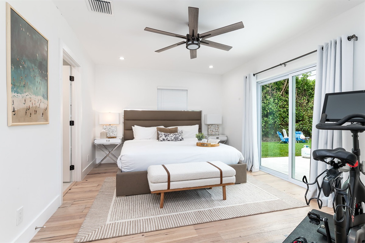 Your private sanctuary with en suite bathroom and direct pool access.