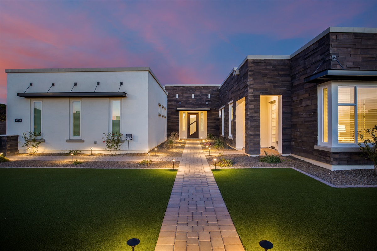 The Grand Peoria Estate – 5BR / 4.5BA Luxury + Casita — Modern Home | Sleeps 10 | Family Escape w/ Casita, Peoria, Arizona — photo 7