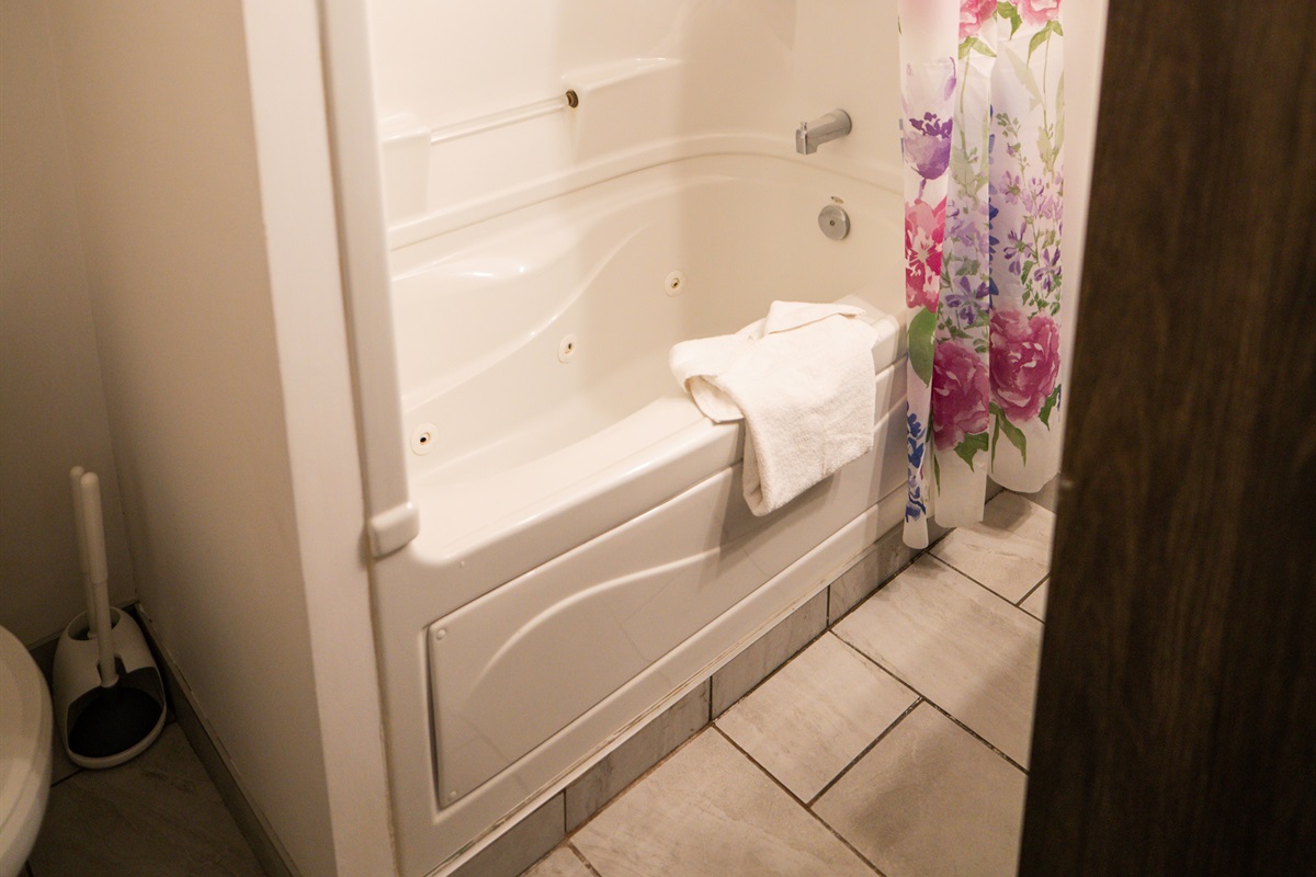 Shared Full-Bath