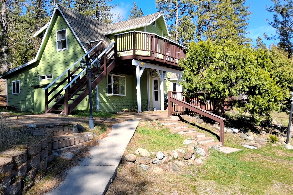 Front walkway and stairs to upper deck.