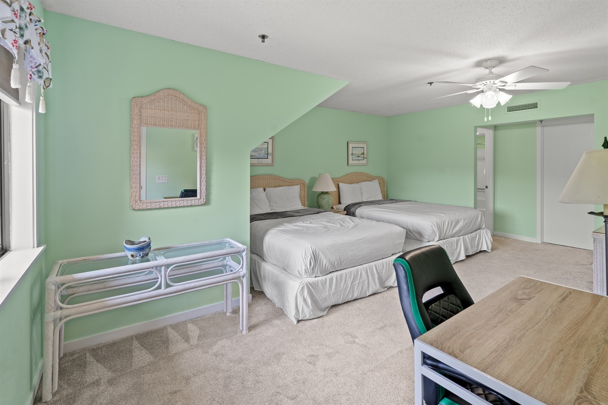 Queen beds in 2nd Bedroom