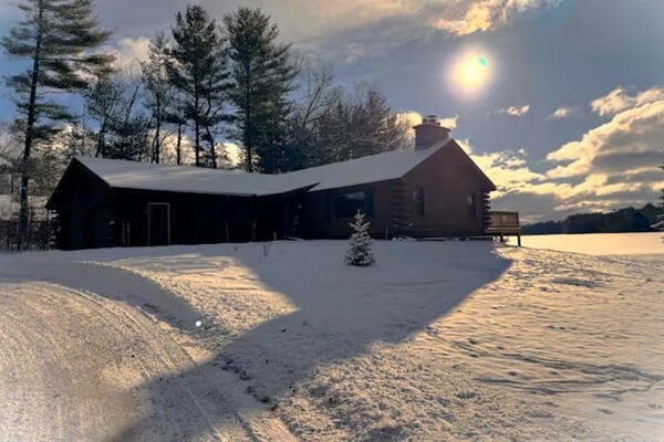 The driveway is plowed all winter to allow our snowmobiling guests easy access. There is a Northwoods passage snowmobile trial on the lake with direct access to the Hiawatha trail which is the main arterial trial in the area. 