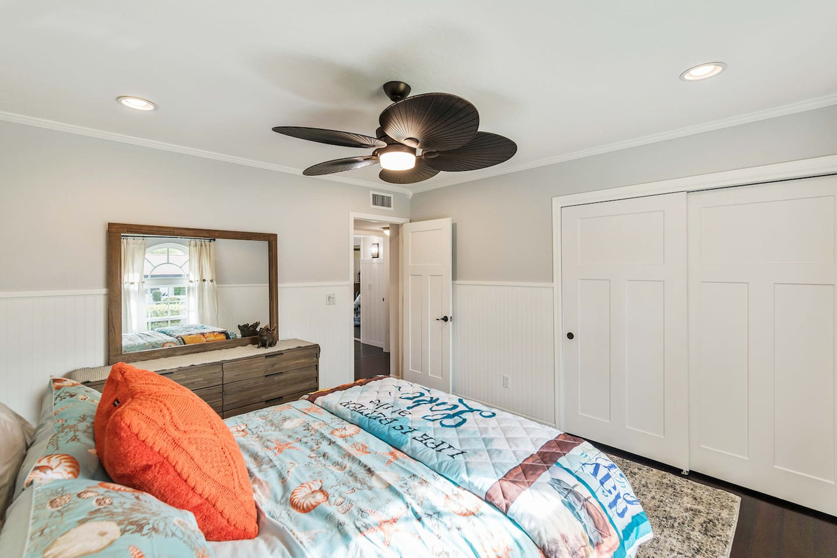 Guest rooms to cozy into