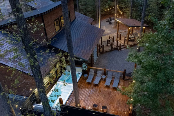 Your private outdoor oasis awaits!