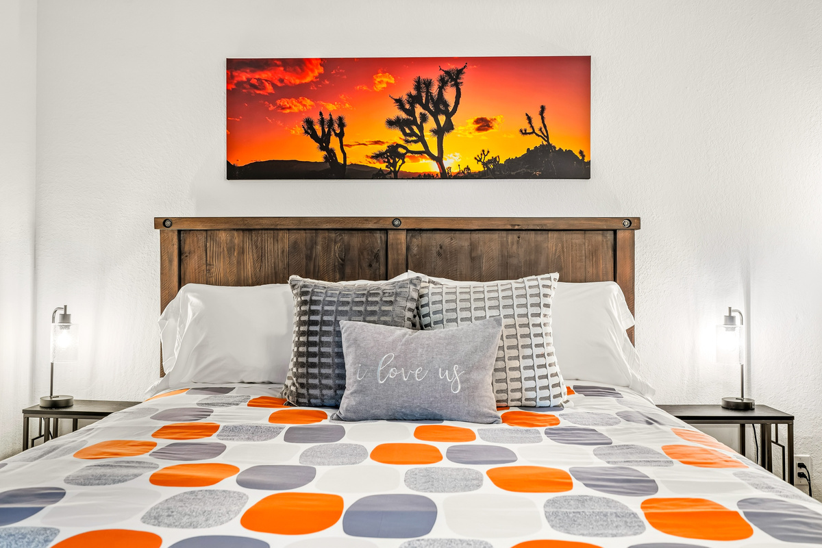 King bed in primary suite