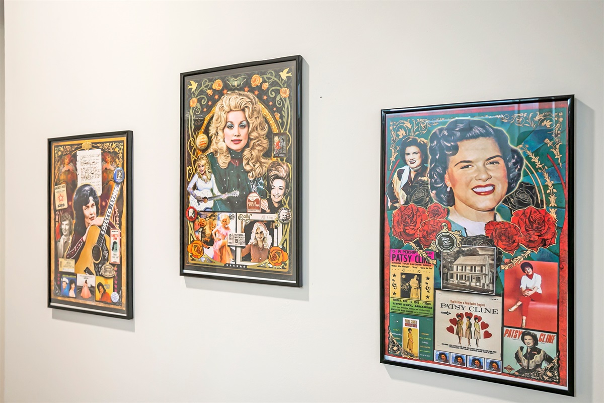 The Nashville Scene Suite pays tribute to iconic music legends, Loretta Lynn, Dolly Parton, and Patsy Cline
