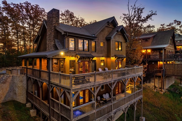 Coopers Hawk Way