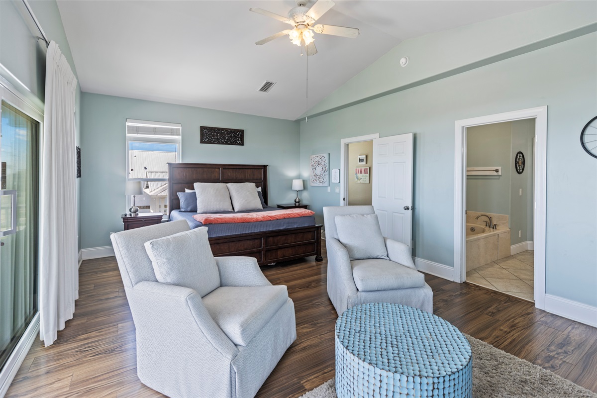 3rd Floor Master Bedroom