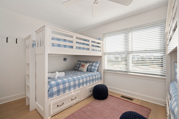 Bedroom 4 · Mid level bunk room