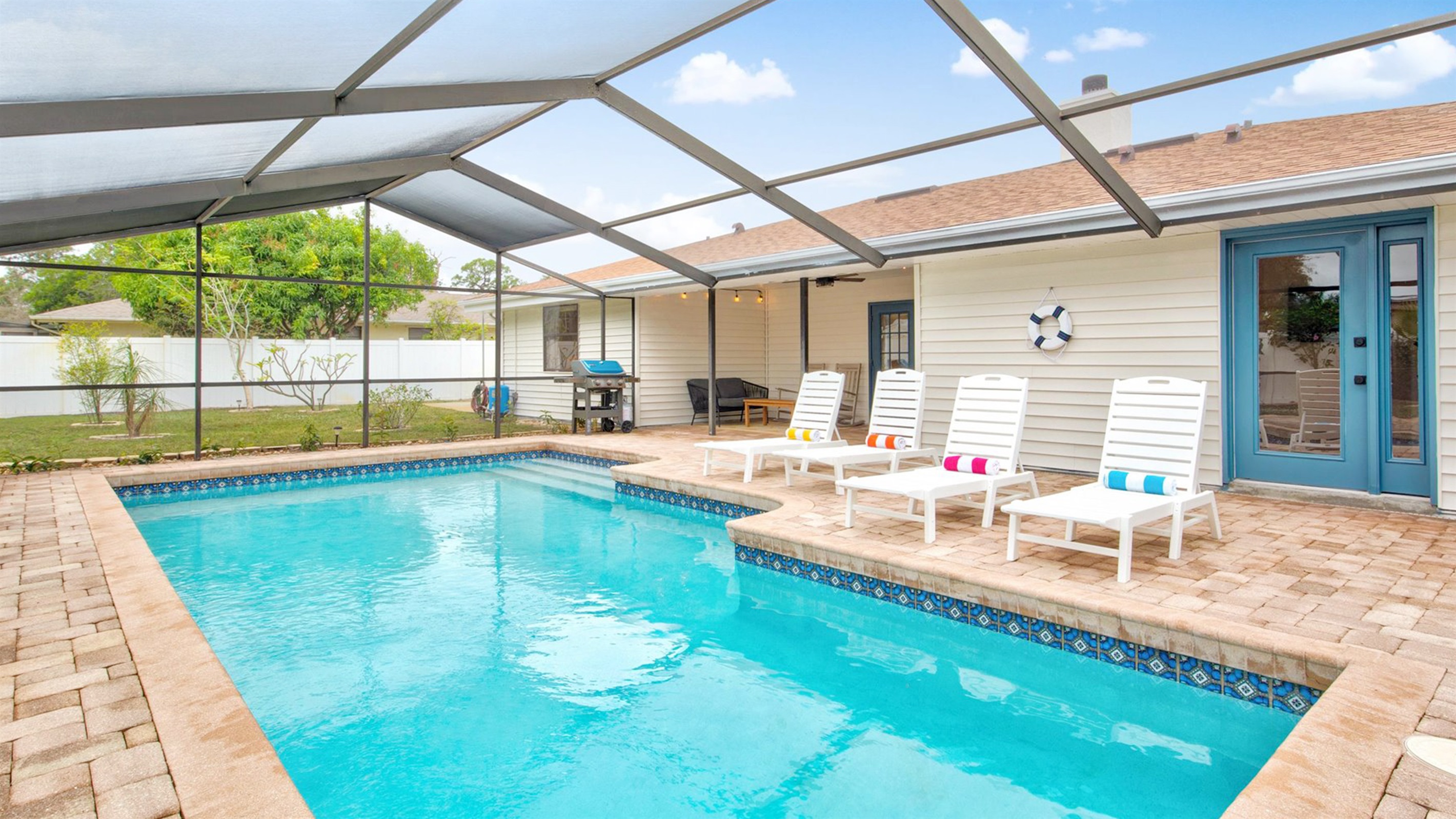 Welcome to Florisun—your private pool paradise under the Sarasota sun!