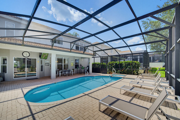 Private pool & spa - covered lanai w/ plenty of seating
