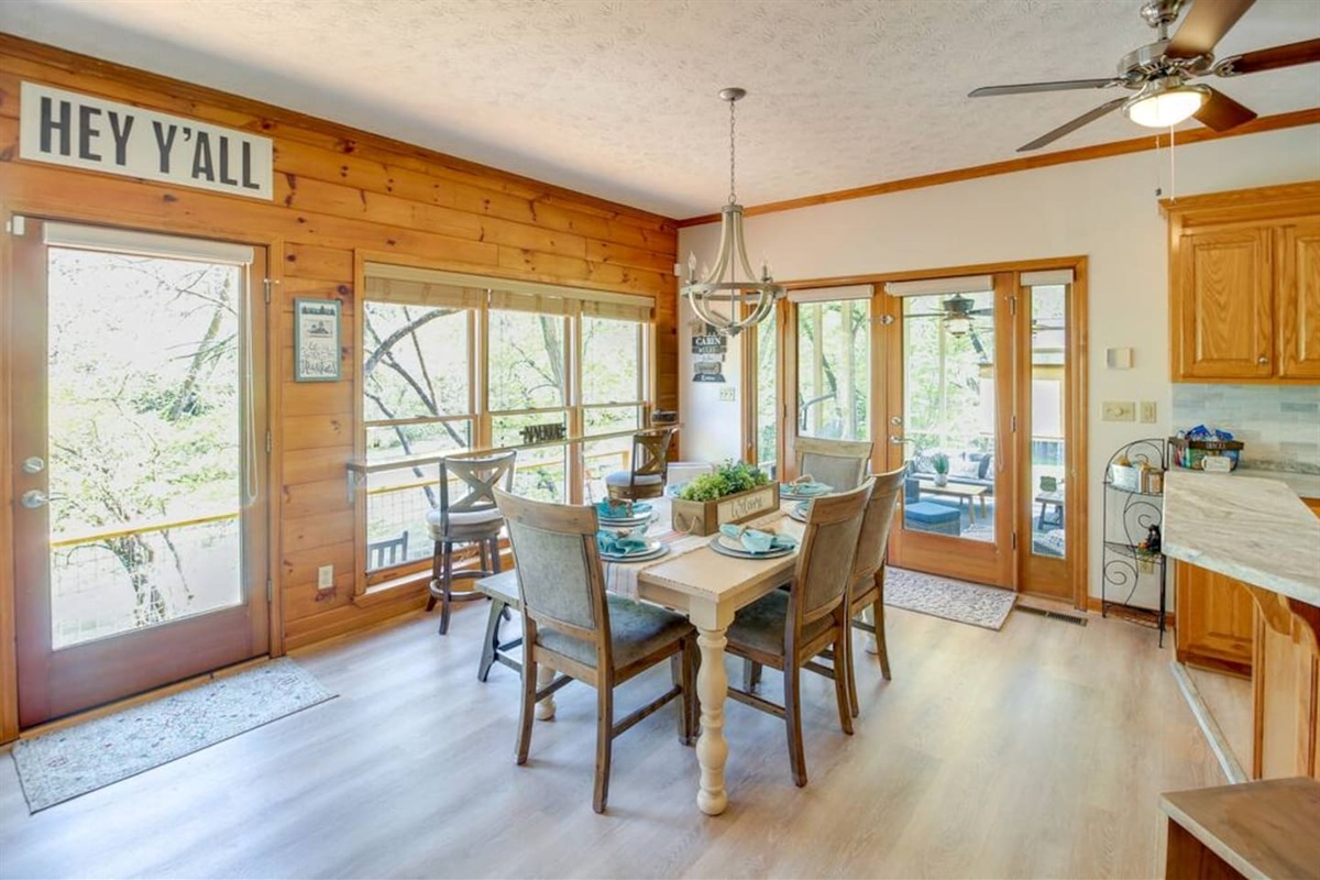 Dining Area overlooking Cartecay River