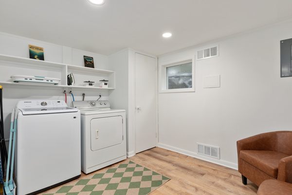 No need to overpack — a full laundry room is here so you can wash and go throughout your stay.