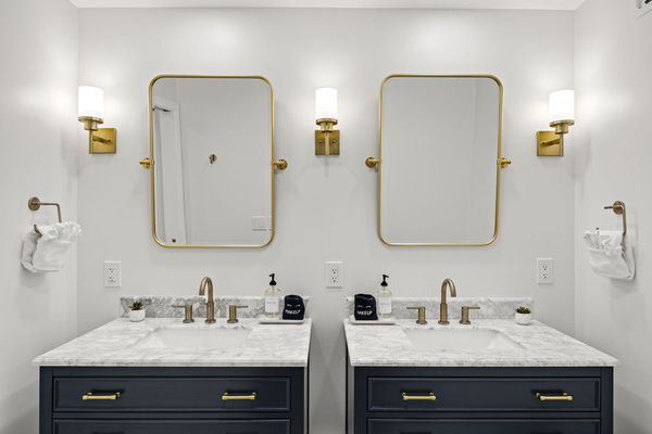Double vanity with plenty of space for getting ready