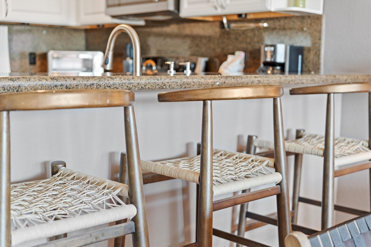 b2b0573aab1745c79daf1759744d0c85 Large | Beachhouse | Texas | TX | Vacation Homes | Galveston | Crystal Beach | Kokomo | Breezy Days | Beachfront Elegance | Sunrise Serenity | Southern Sands Property Management, LLC