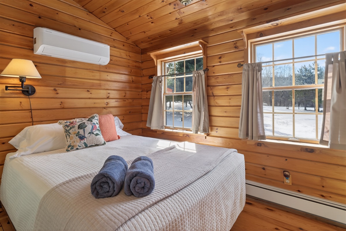 Upstairs Queen bedroom #2