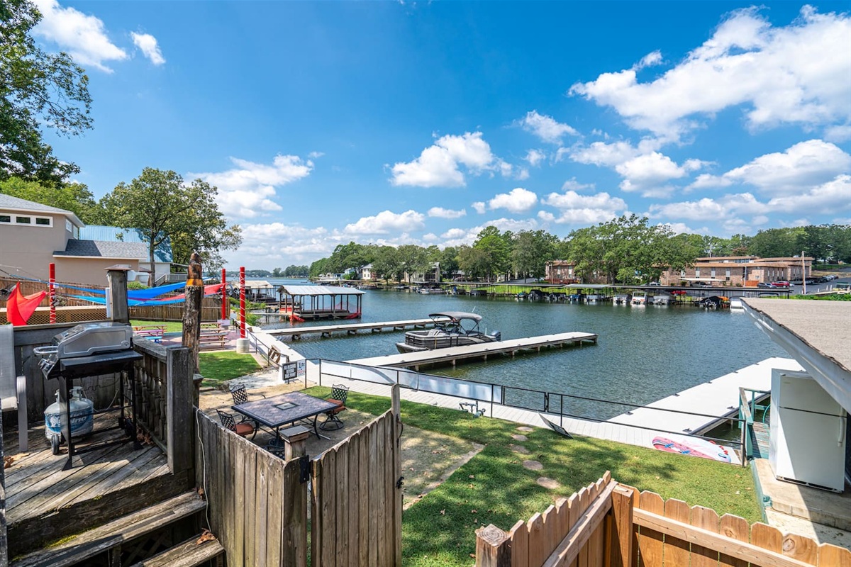 Patio Paradise: Enjoy stunning lake views and sunshine, perfect for evening grill sessions!