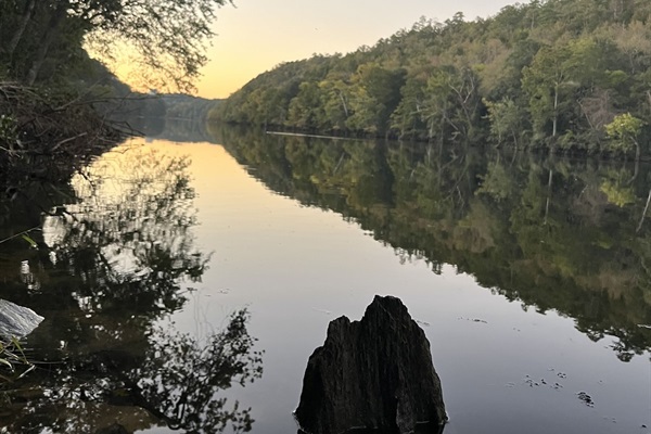 Sunset views of the river in Beavers Bend State Park