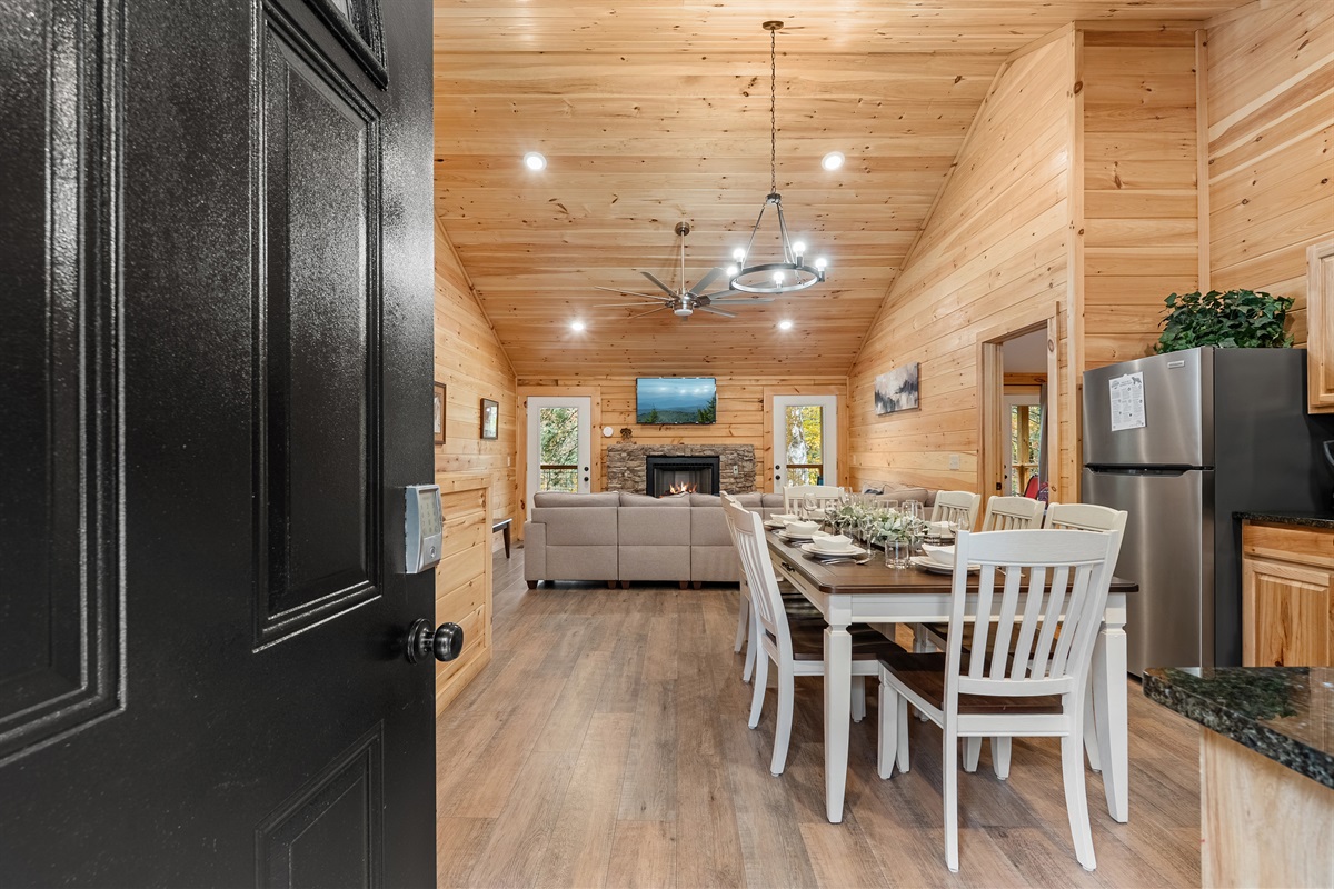 Modern comforts, endless fun, and the Smokies at your doorstep