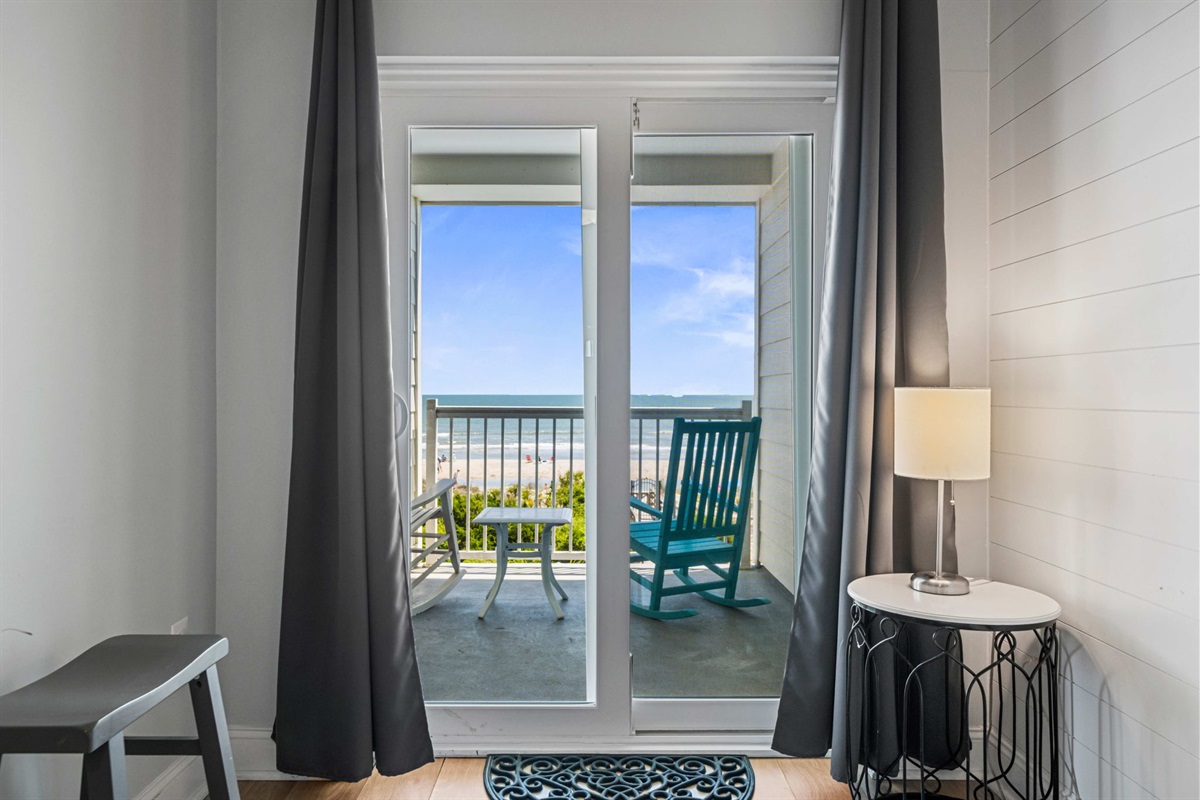 Bedroom 1: Primary king suite | Sea Gull | 201 Oceanview | 1116 Ocean Blvd, Isle of Palms, SC | IOP Escapes