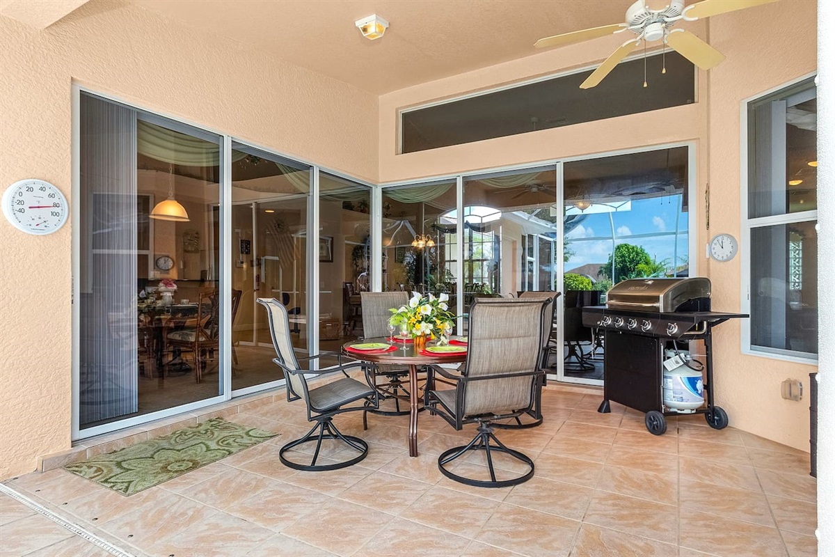 Villa Rosa - BBQ Grill and Outdoor dining 