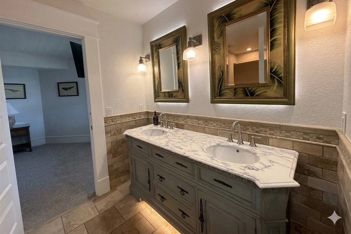 Bathroom 4 - shared between Bedroom 5 and 6