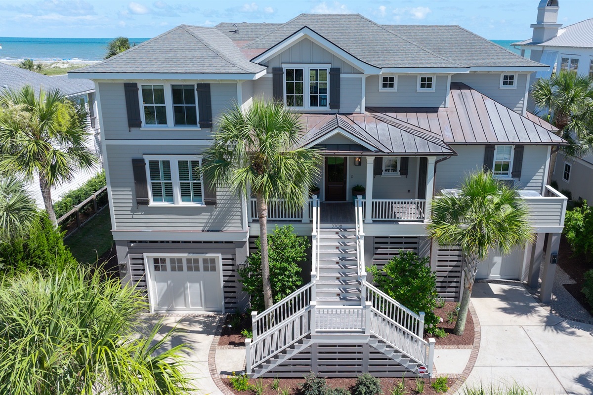 Beach Shelter | 3708 Palm Blvd | Isle of Palms, SC | IOP Escapes