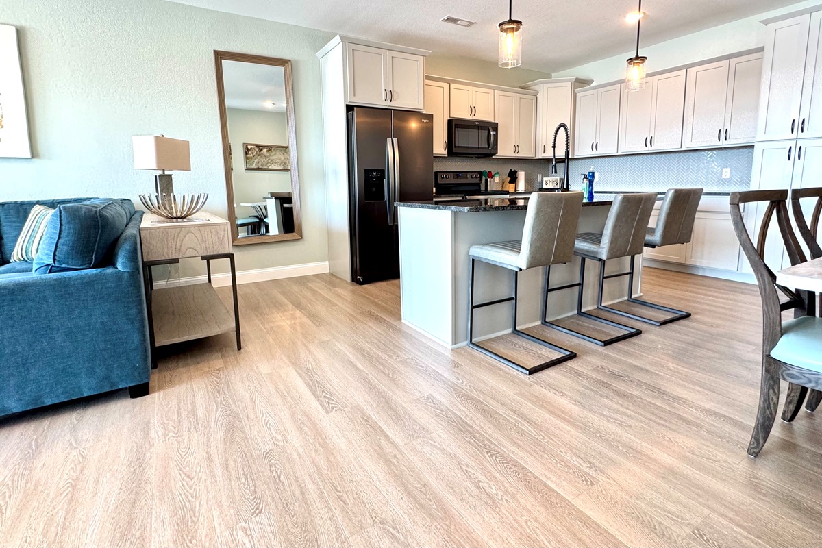 Fully equipped kitchen with plenty of room for all.