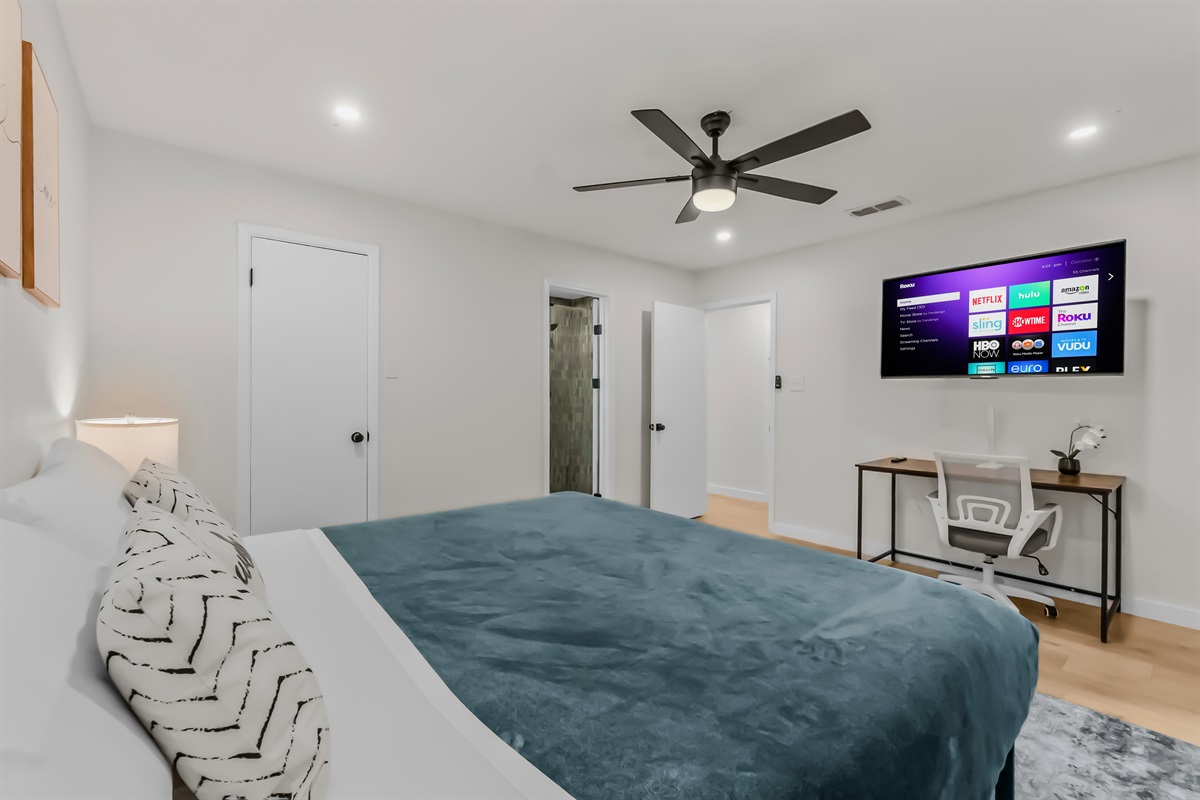 🛏 Master Bedroom  Relax in the master suite with a king bed, soft linens, and blackout curtains.