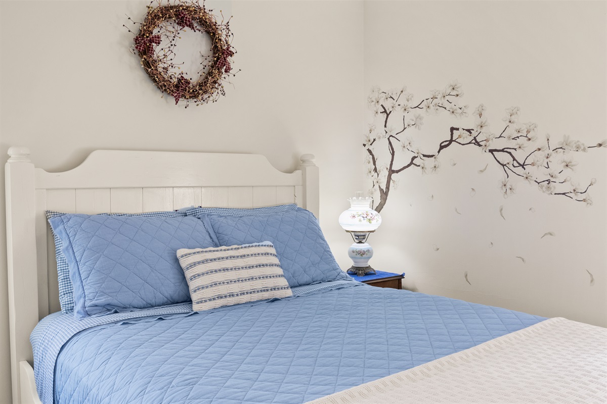 Blue Room Queen Bed