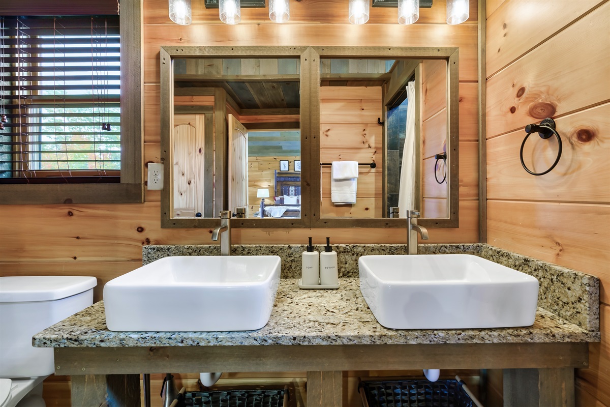 Fresh and simple space made for everyday comfort